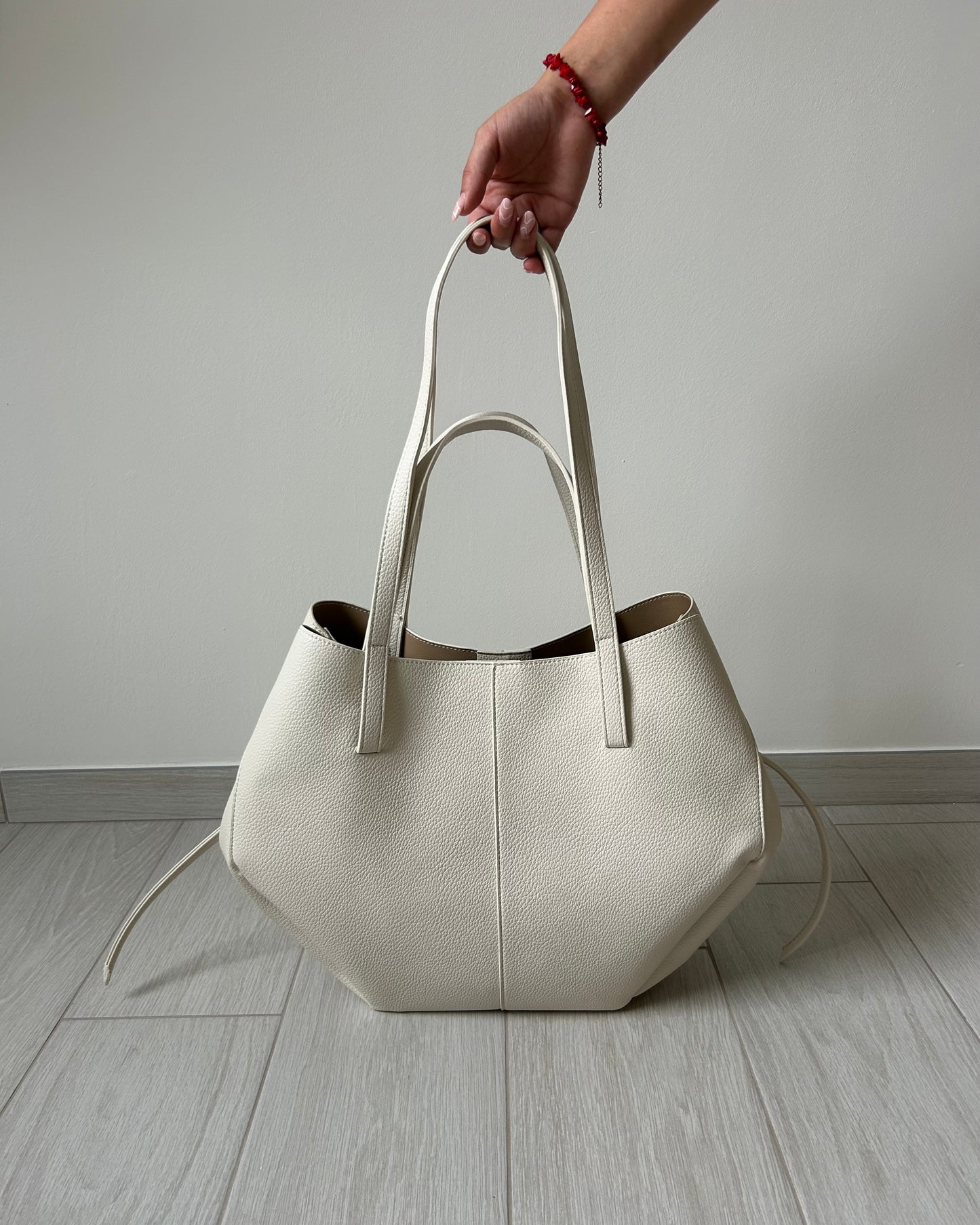 Jane Beige